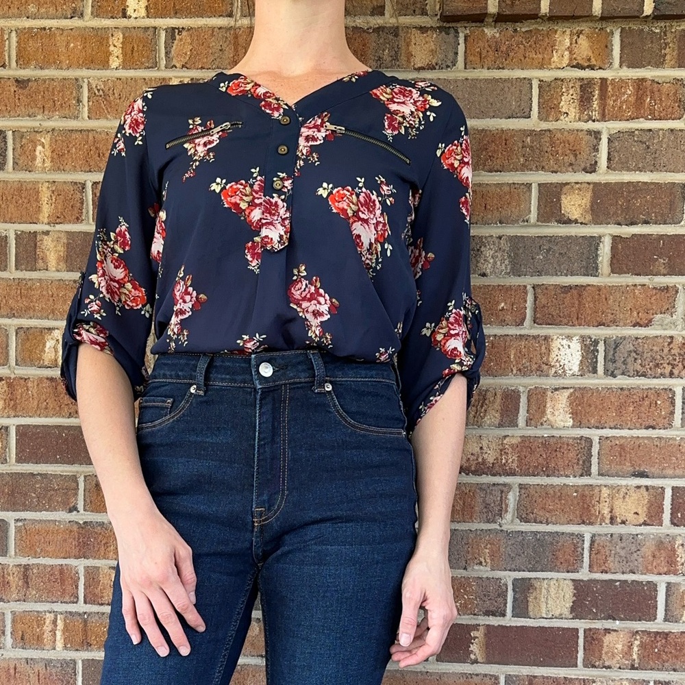 Rue21 navy blue blouse